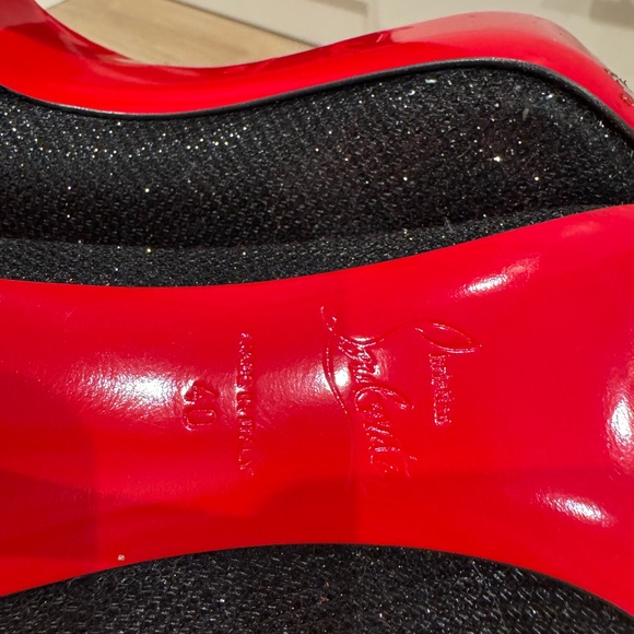 Christian Louboutin heart stud heels size 40 mint coralta 100 heels - Picture 7 of 7